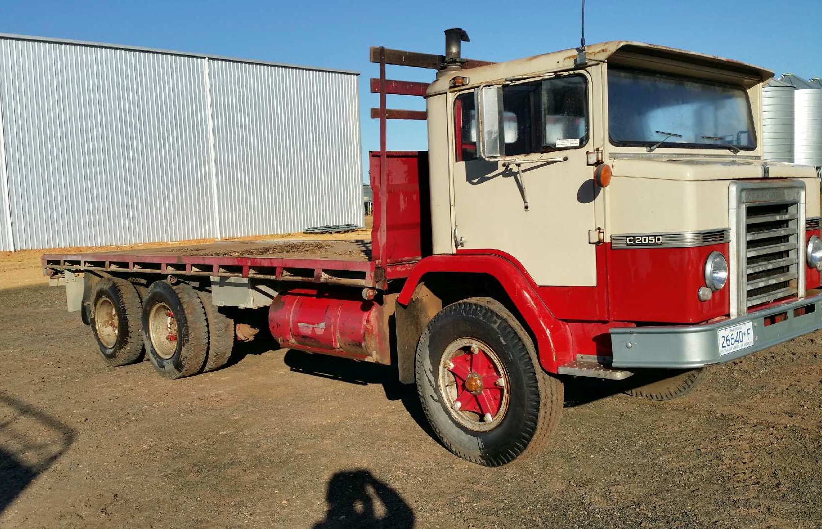 1972 Acco 2050 Bogie Drive 20ft C/plate Tray Truck. | Trucks